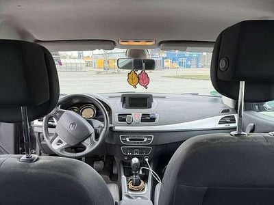 Gebraucht Renault Mégane GrandTour Dynamique 106 PS (77 kW) 2010 Schwarz Kombi