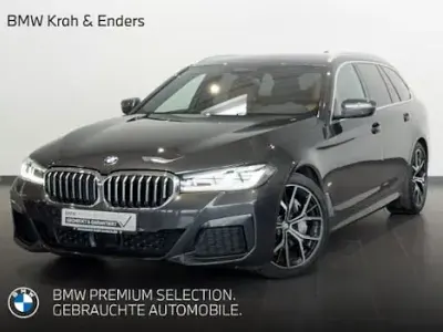 Usado BMW 540 M Sport 340 HP (250 kW) 2022 Cinzento Carrinha