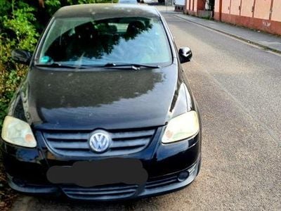 Gebraucht VW Fox Refresh 54 PS (39 kW) 2010 Schwarz Kleinwagen