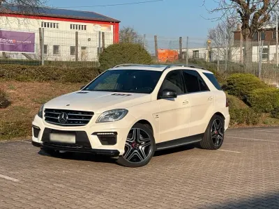 Gebraucht Mercedes ML63 AMG AMG 525 PS (386 kW) 2012 Weiß SUV