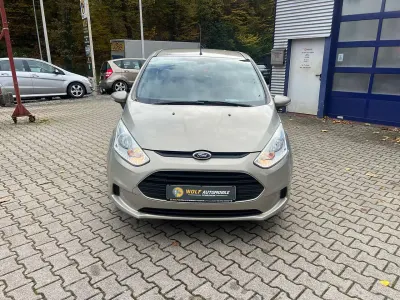 Gebraucht Ford B-MAX Trend 125 PS (91 kW) 2013 Tectonic silver Van / Kleinbus