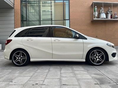 Mercedes B220