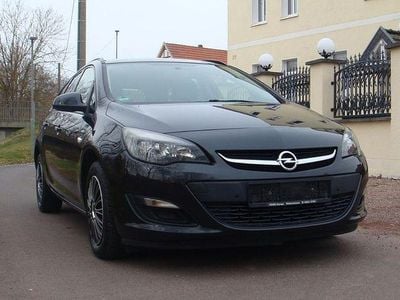 Gebraucht Opel Astra 140 PS (102 kW) 2014 Schwarz Kombi