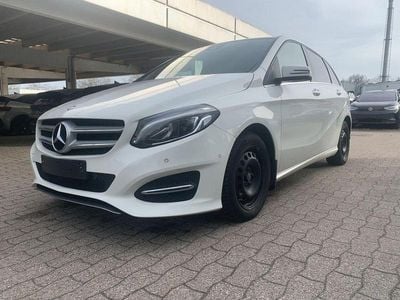 Gebraucht Mercedes B200 136 PS (100 kW) 2014 Weiß Van / Kleinbus