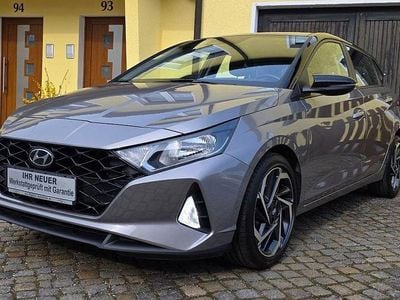 Gebraucht Hyundai i20 Trend 101 PS (74 kW) 2021 Beige Kleinwagen