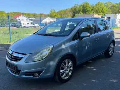 Brugt Opel Corsa Innovation 90 HK (66 kW) 2009 Blå Hatchback