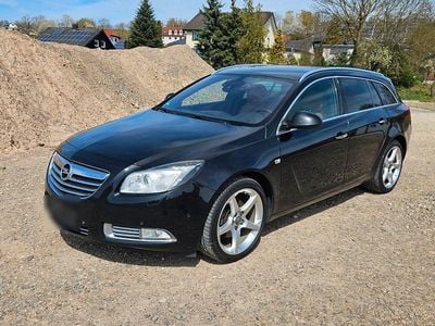 Usata Opel Insignia Innovation 160 CV (117 kW) 2010 Nero Station wagon