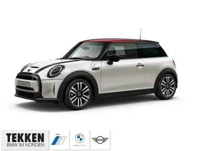 Gebraucht Mini Cooper SE Classic 135 kW (184 PS) 2023 Weiss Kleinwagen