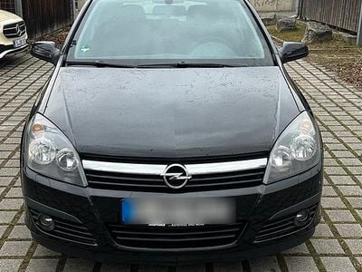 Gebraucht Opel Astra 105 PS (77 kW) 2006 Schwarz Kombi