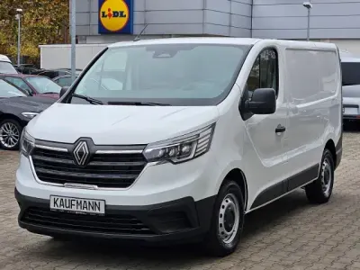 Usata Renault Trafic Komfort 110 CV (80 kW) 2024 Bianco Monovolume