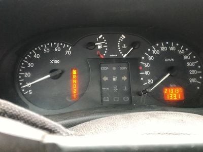 Gebraucht Renault Kangoo 75 PS (55 kW) 2001 Grün Kleinwagen