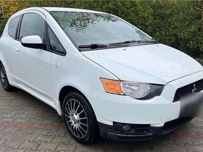 Usata Mitsubishi Colt 75 CV (55 kW) 2012 Bianco Utilitaria