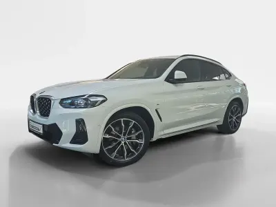 Używany BMW X4 Efficient Dynamics 286 KM (210 kW) 2025 Czarny SUV