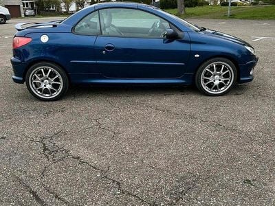 Gebraucht Peugeot 206 109 PS (80 kW) 2006 Blau Cabrio