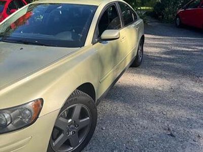 Gold Gebraucht 2004 Volvo S40 Limousine | 2.799 €