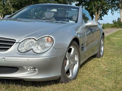 Usata Mercedes SL500 306 CV (225 kW) 2002 Argento Cabrio