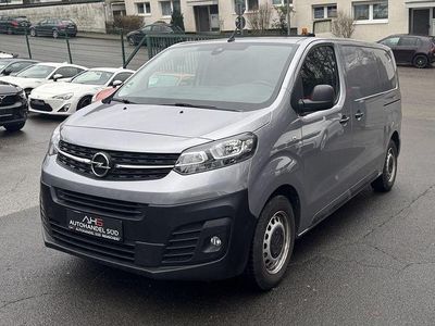 Second-hand Opel Vivaro Edition 120 CP (88 kW) 2024 Argintiu Monovolum