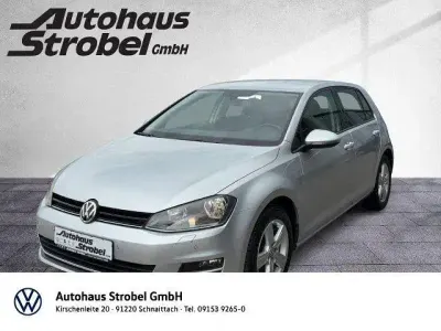 Gebraucht VW Golf VII Comfortline 122 PS (89 kW) 2013 Reflexsilber metallic (metallic) Limousine