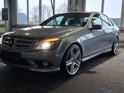 Gebraucht Mercedes C250 204 PS (150 kW) 2009 Grau Limousine