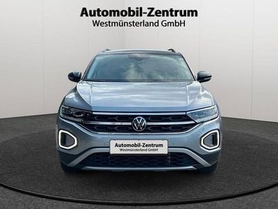 Second-hand VW T-Roc Style 150 CP (110 kW) 2024 Argintiu SUV