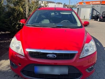 Gebraucht Ford Focus 110 PS (80 kW) 2010 Rot Kombi