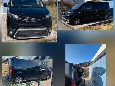 Gebraucht Toyota Proace Executive 177 PS (130 kW) 2018 Schwarz Van / Kleinbus