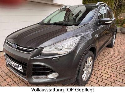 Gebraucht Ford Kuga Titanium 150 PS (110 kW) 2016 Grau SUV
