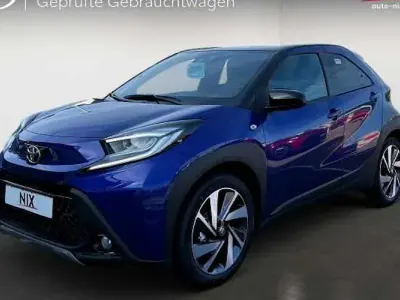 Neu Toyota Aygo X X-plore 72 PS (52 kW) 2025 Blau SUV