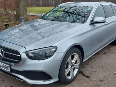 Gebraucht Mercedes E220 Exclusive 194 PS (142 kW) 2020 Kombi
