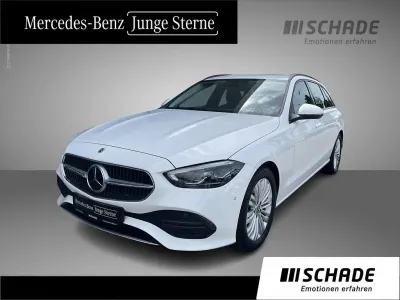 Gebraucht Mercedes C200 205 PS (150 kW) 2022 Unilack polarweiß Limousine
