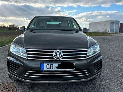 Gebraucht VW Touareg 262 PS (192 kW) 2015 Braun SUV