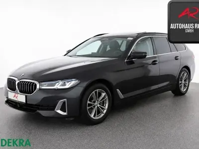 Gebraucht BMW 520 Luxury Line 190 PS (139 kW) 2023 Grau Limousine