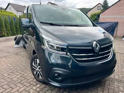 Gebraucht Renault Trafic 170 PS (125 kW) 2020 Grau Van / Kleinbus