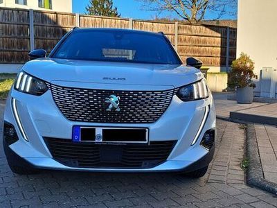 Gebraucht Peugeot e-2008 GT 100 kW (136 PS) 2020 Weiß SUV
