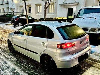 Używany Seat Ibiza 75 KM (55 kW) 2007 Andere farben Hatchback