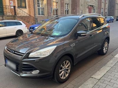 Gebraucht Ford Kuga 150 PS (110 kW) 2015 Grau SUV
