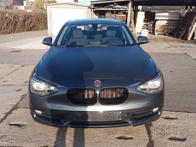 Gebraucht BMW 116 Sport Line 136 PS (100 kW) 2012 Grau Kleinwagen