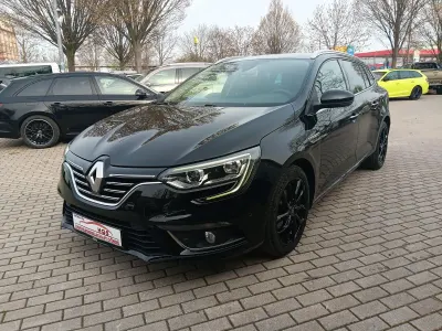 Gebraucht Renault Mégane GrandTour Intens 132 PS (97 kW) 2017 Schwarz Kombi