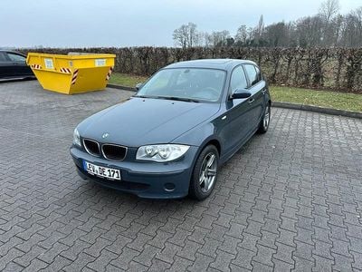Gebraucht BMW 120 150 PS (110 kW) 2005 Grau Kleinwagen