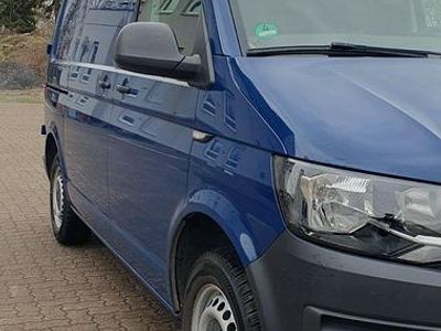 Gebraucht VW Transporter 150 PS (110 kW) 2017 Blau Van