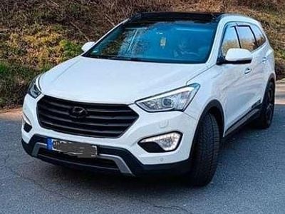 Gebraucht 2014 Hyundai Grand Santa Fe Premium SUV | 13.499 € (Teuer)