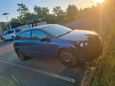 Gebraucht Opel Astra 2005 Blau Limousine