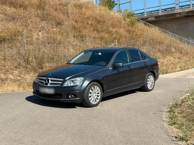 Gebraucht Mercedes C200 Elegance 184 PS (135 kW) 2009 Grau Limousine