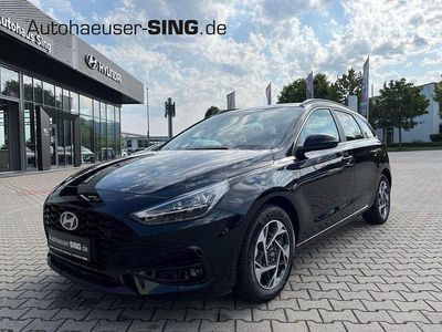 Neu Hyundai i30 140 PS (102 kW) 2025 Abyss black Kombi