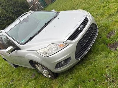 Usata Ford Focus 101 CV (74 kW) 2008 Grigio Utilitaria