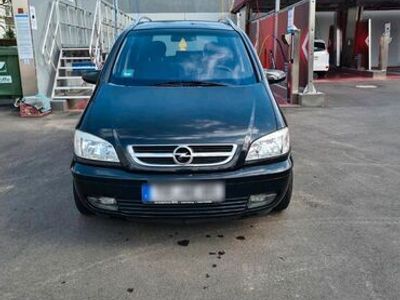 gebraucht Opel Zafira 