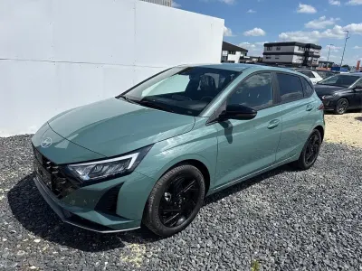 Neu Hyundai i20 Style 90 PS (66 kW) 2026 Grün Kleinwagen