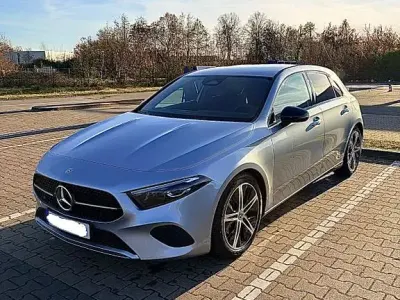 Usata Mercedes A200 150 CV (110 kW) 2025 Argento Berlina
