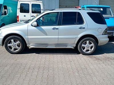 Gebraucht Mercedes ML270 Edition 163 PS (119 kW) 2004 Silber SUV