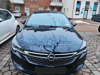 Usata Opel Astra 109 CV (80 kW) 2017 Blu Station wagon